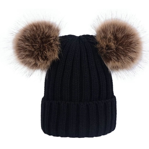 aimee's Accessories - DOUBLE POM POM BEANIE!